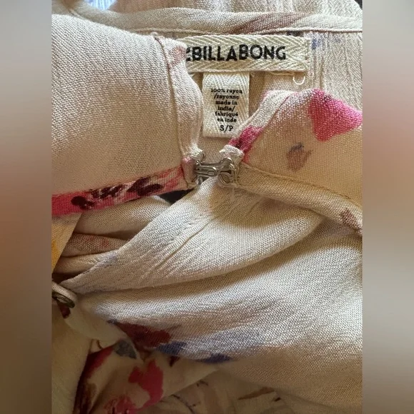 Billabong Until Tomorrow Floral Dress White & Pink Short Mini Casual Dress - Picture 16 of 16